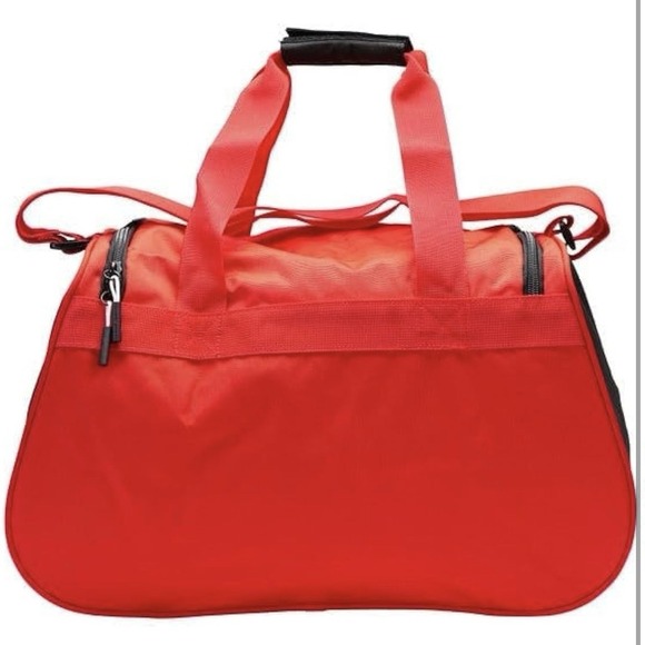 Nike Gym Duffle Bag Red Black Lightweight Carry-On Travel Sport - Picture 3 of 6